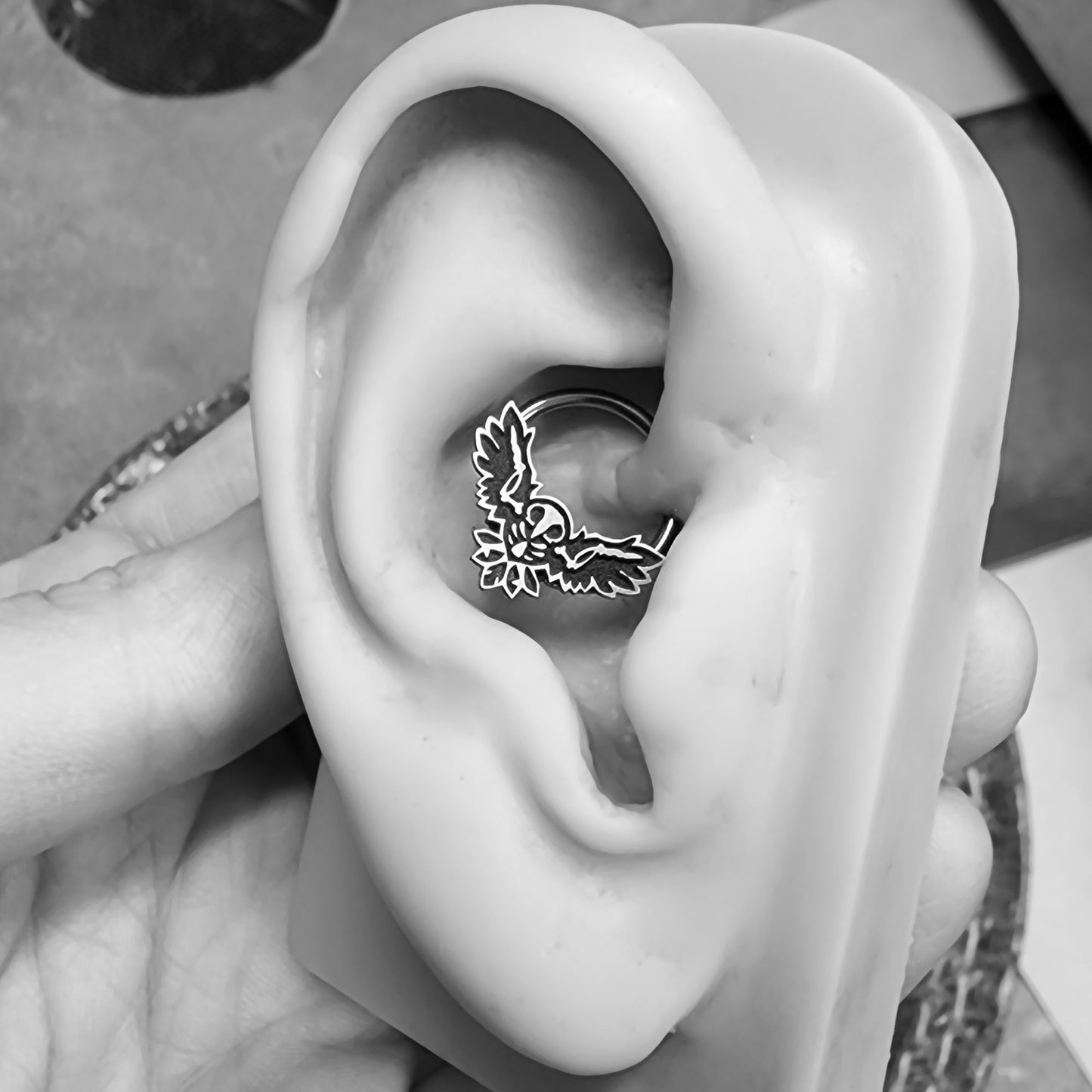 16G Skull Owl Captive Bead Ring - Metal Lotus