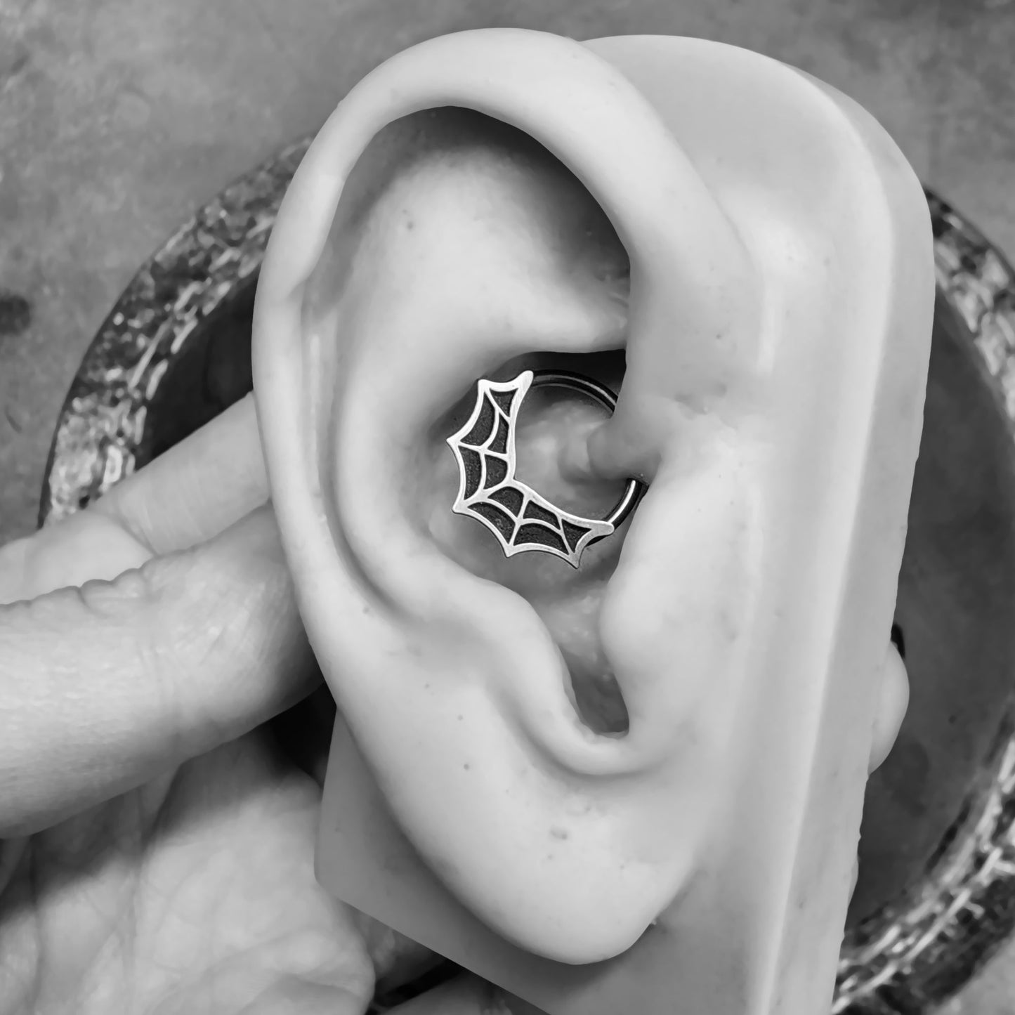 16G Spider Web Captive Bead Ring - Metal Lotus