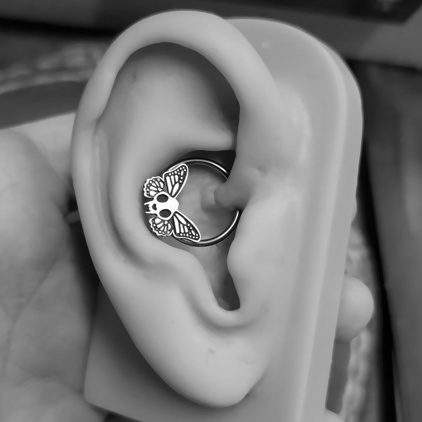 Butterfly Cat Skull Captive Bead Ring - Metal Lotus