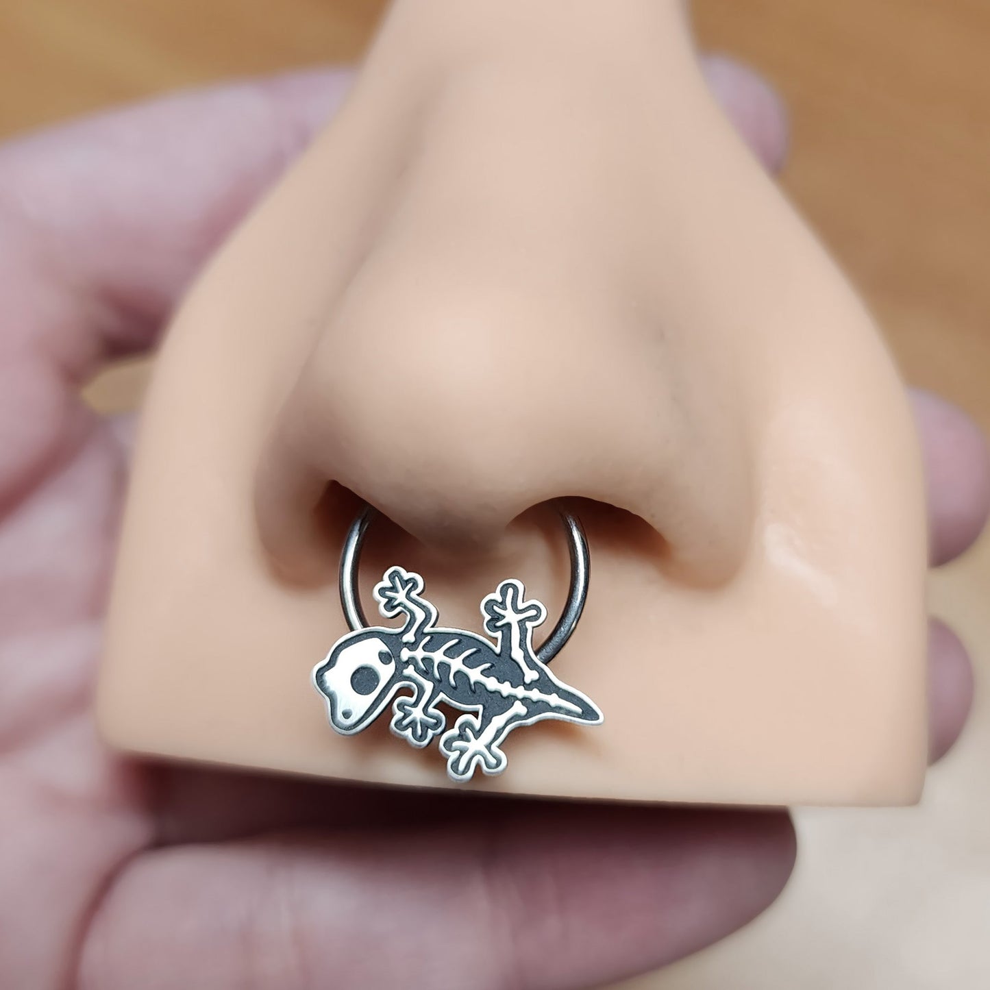 Crested Gecko Skeleton Daith Earring + Septum Ring - Metal Lotus