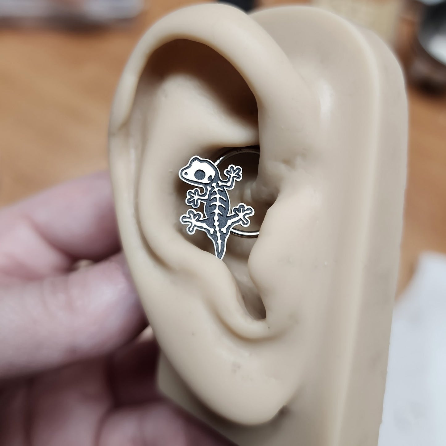 Crested Gecko Skeleton Daith Earring + Septum Ring - Metal Lotus